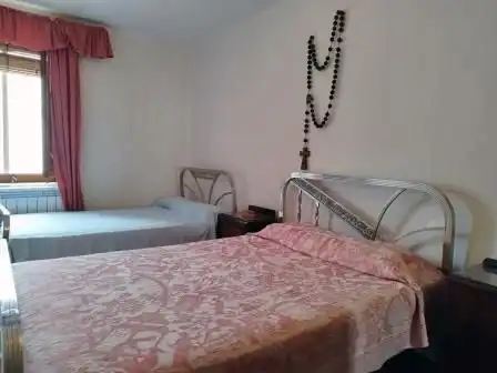 Bedroom of Houses for sale in Matalebreras  with Heating and Private garden