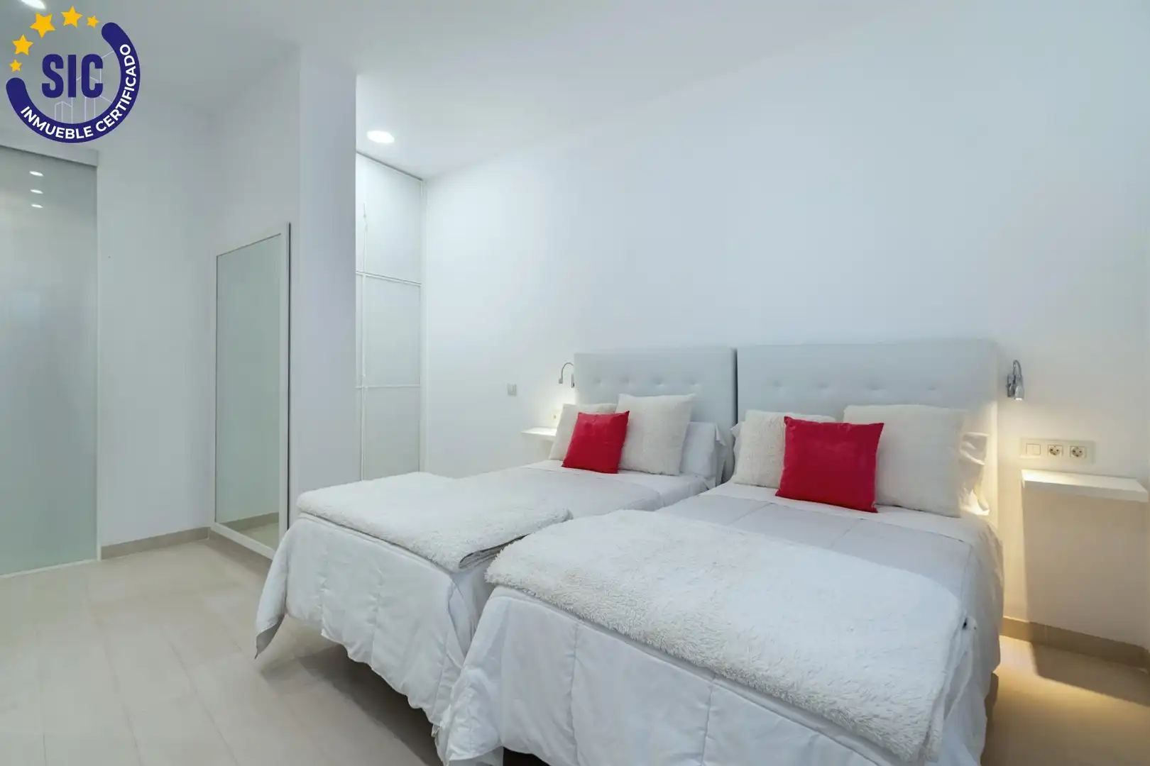 Habitación de Edificio en venta en Castellón de la Plana / Castelló de la Plana