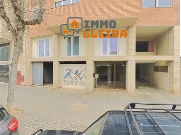 Local comercial en venta en Calle de les Franqueses 63