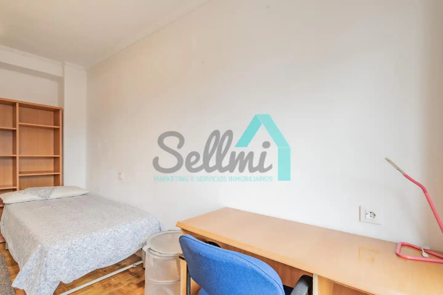 Flat for rent in Jovellanos, Salesas - Foncalada - Campoamor