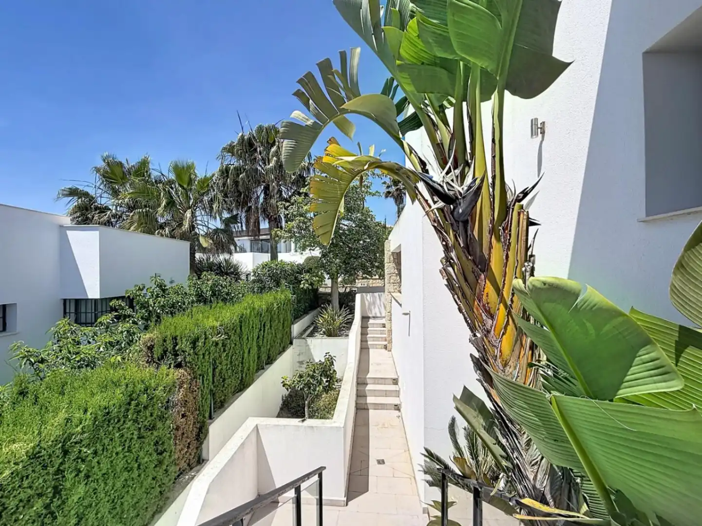 Vista exterior de Casa o chalet en venta en Benitachell / El Poble Nou de Benitatxell con Aire acondicionado, Calefacción y Jardín privado