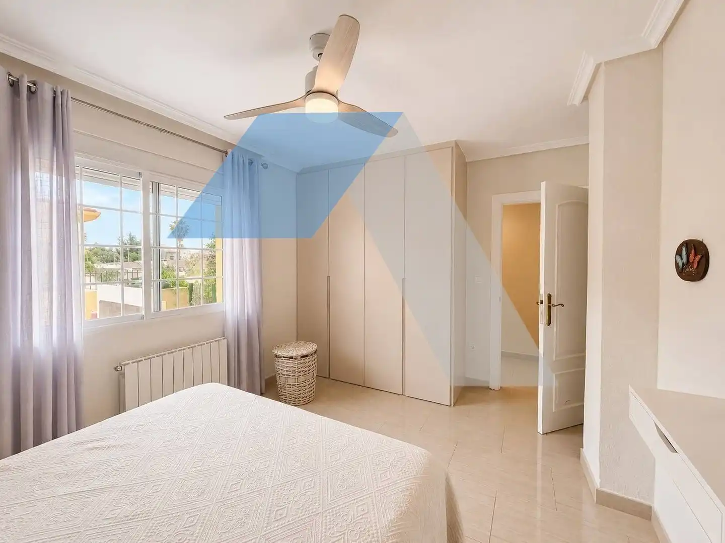 Bedroom of Houses for sale in San Vicente del Raspeig / Sant Vicent del Raspeig  with Air Conditioner, Heating and Private garden