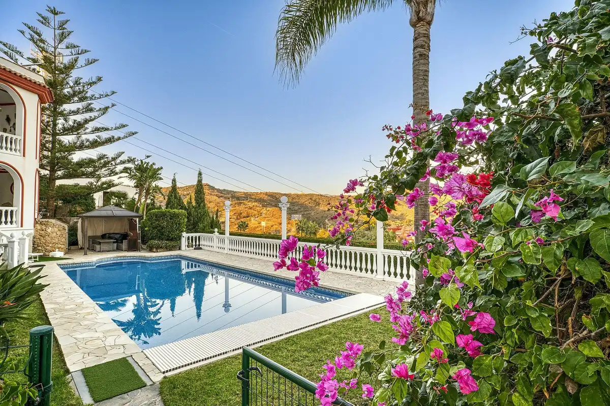 Swimming pool of Detached homes for sale in Marbella  with Air Conditioner, Terrace and Storage room