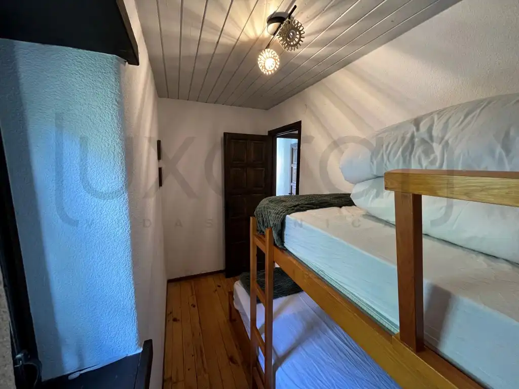 Habitación de Apartamento en venta en Naut Aran