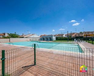 Swimming pool of House or chalet to rent in Orgaz  with Air Conditioner, Storage room and Community pool