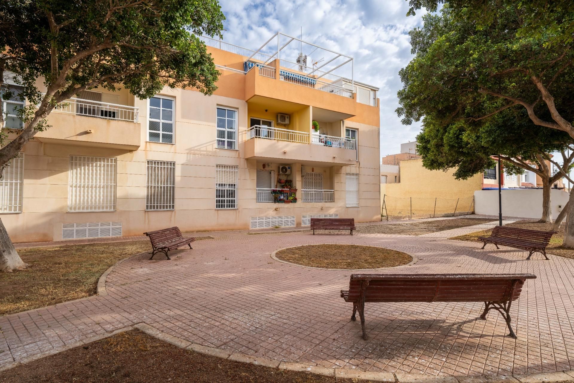 Vista exterior de Apartament en venda en Cabo de Gata amb Aire condicionat, Calefacció i Terrassa