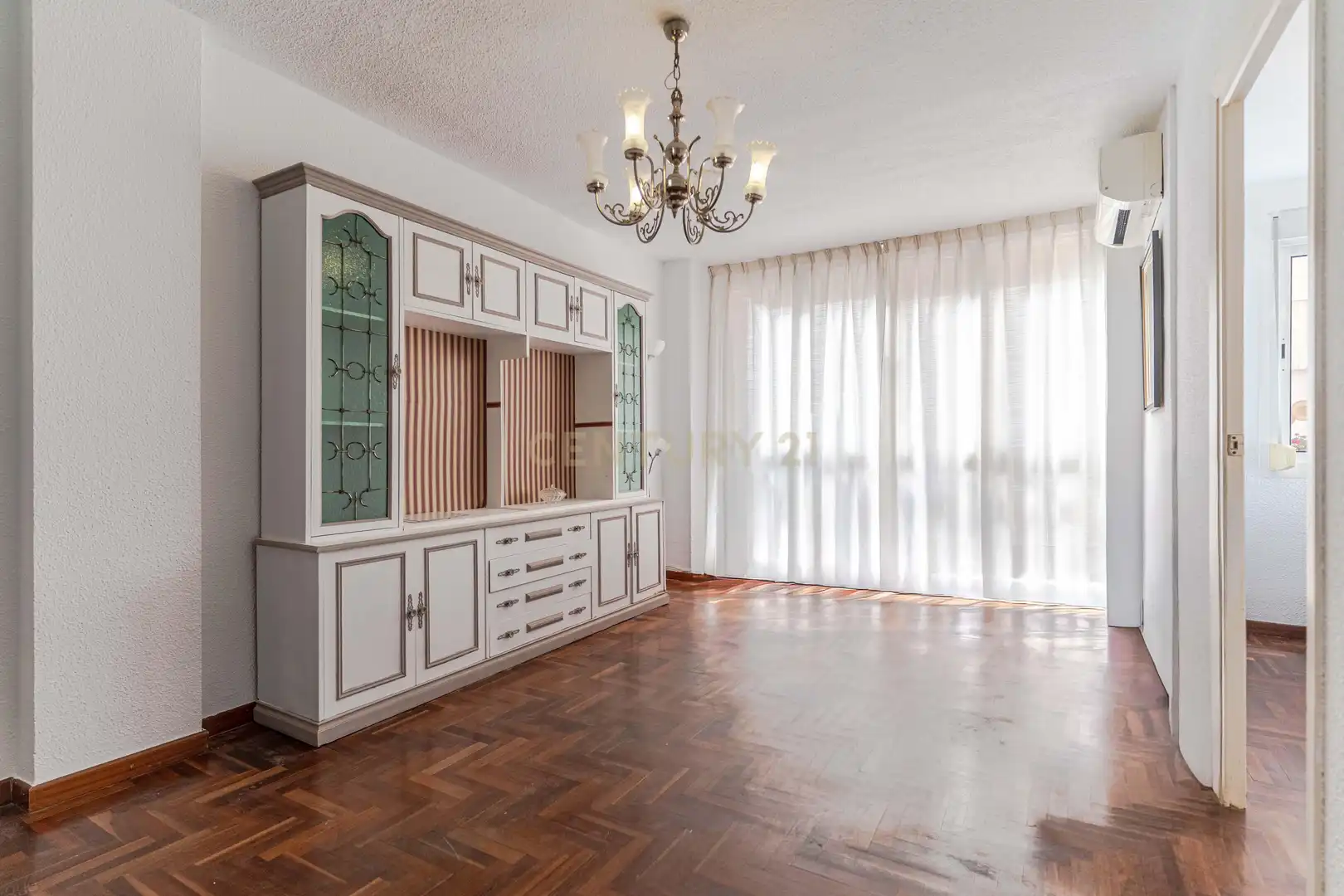 Dining room of Flat for sale in Granada