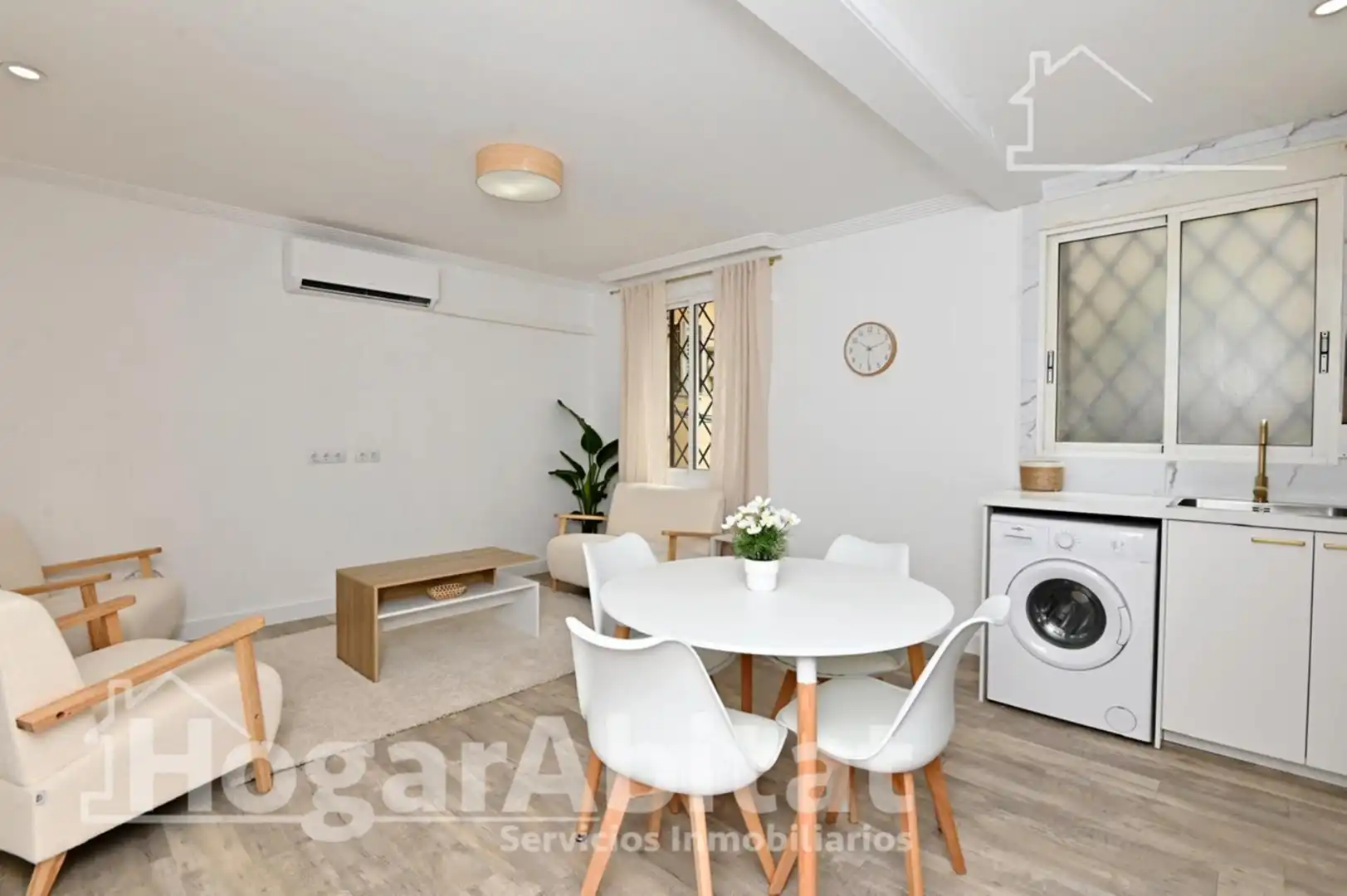 Habitación de Piso en venta en Valencia con Aire acondicionado, Calefacción y Amueblado