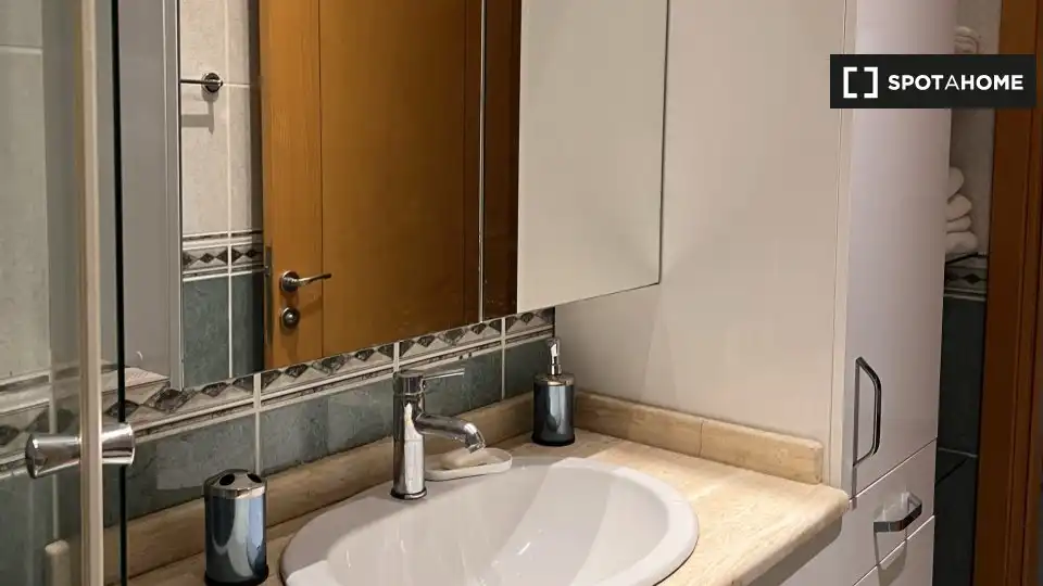 Bany de Apartament per a compartir en Osorno la Mayor amb Aire condicionat, Terrassa i Moblat