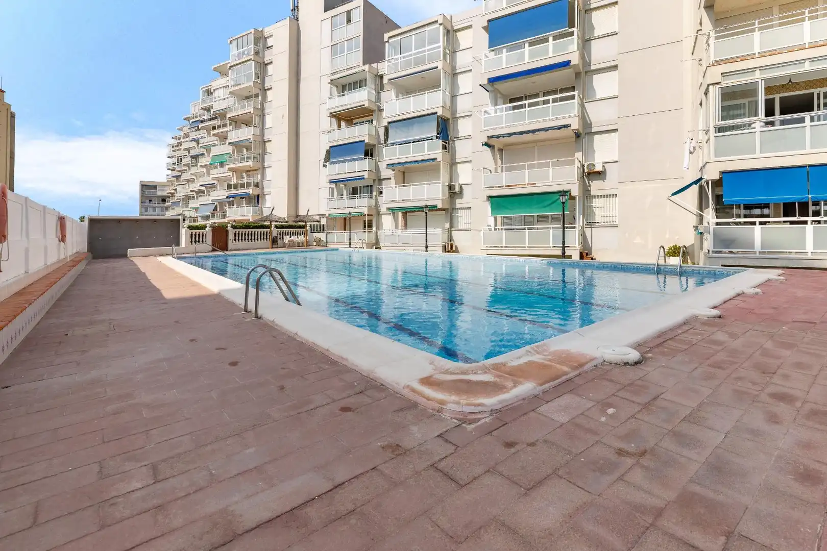 Swimming pool of Flat for sale in Pobles del Sud
