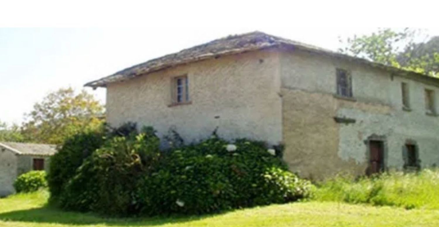 Vista exterior de Casa o xalet en venda en Valdés - Luarca amb Piscina