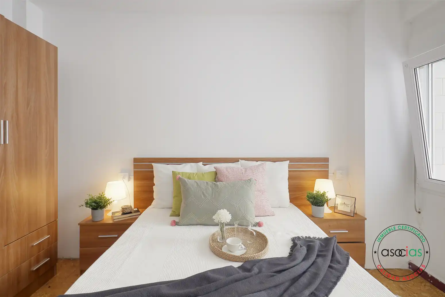 Habitación de Piso en venta en Gijón  con Calefacción