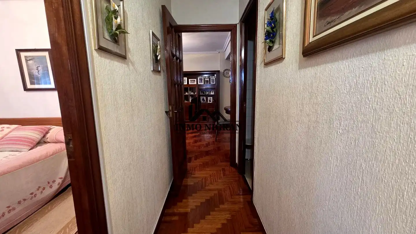 Piso en venta en Vigo  con Amueblado