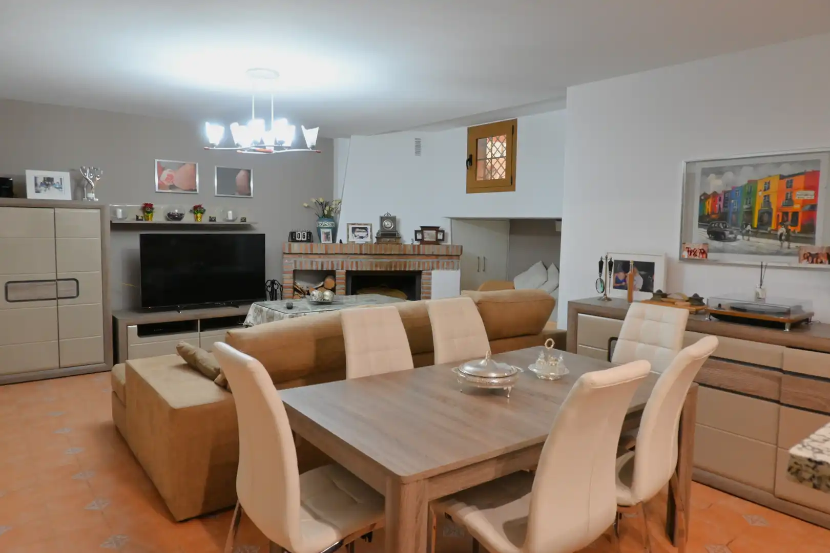 Sala de estar de Casa adosada en venta en Las Gabias con Aire acondicionado, Calefacción y Terraza