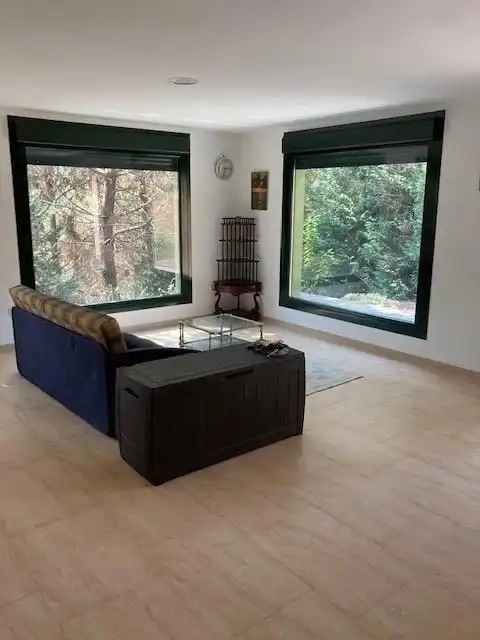 Sala d'estar de Casa o xalet en venda en Carballo amb Terrassa i Forn