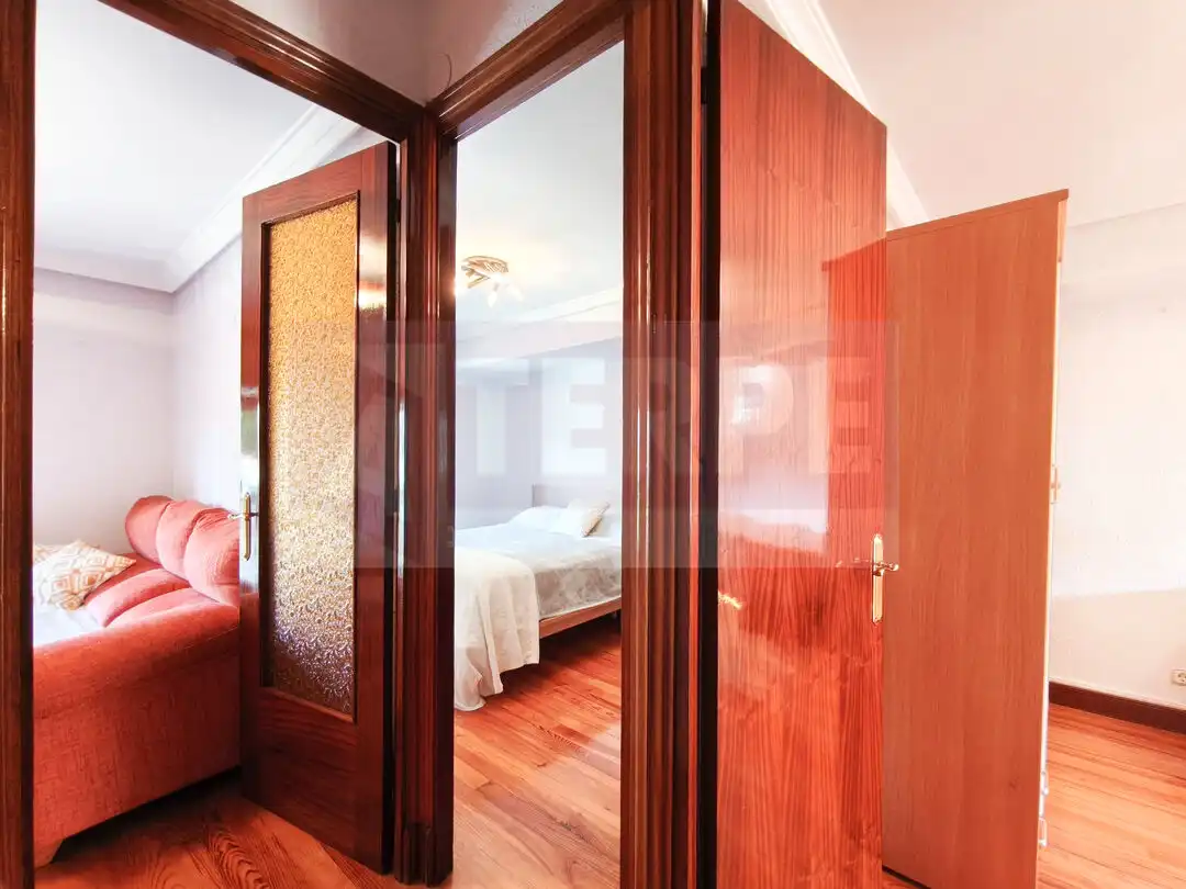 Bedroom of Flat for sale in Errenteria  with Furnished and Balcony