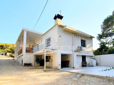 Casa amb piscina en venda a Sagunto ciudad