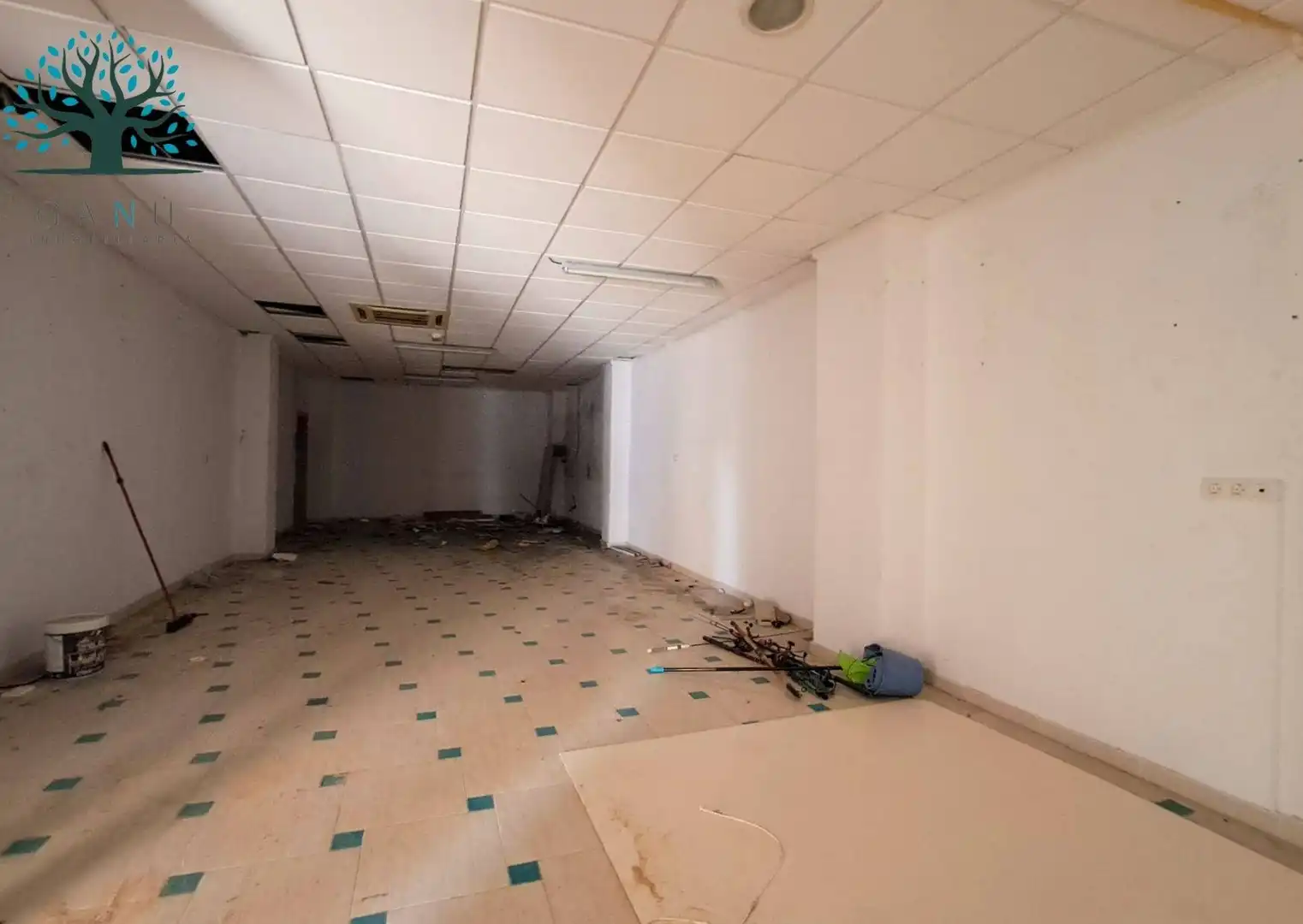 Local comercial en venda a Avenida TIERNO GALVÁN, imagen 2