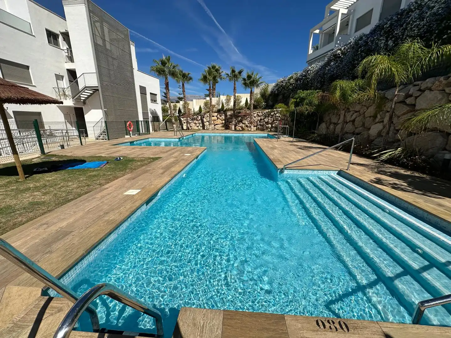 Pis amb piscina en venda a Calle Moreras de Baviera 50, imagen 2