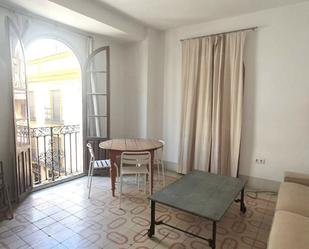 Bedroom of Flat to rent in  Sevilla Capital  with Balcony