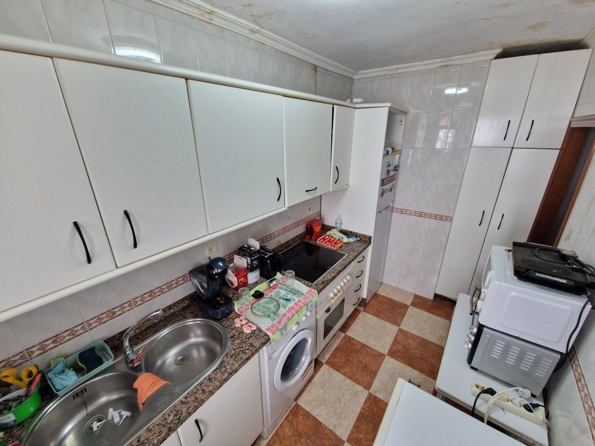 Cocina de Piso en venta en  Huelva Capital