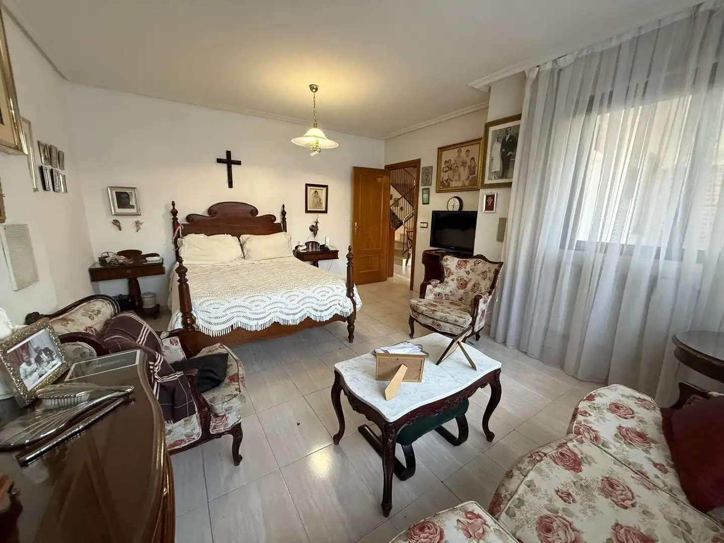 Dormitori de Casa o xalet en venda en Santa Marta de Tormes