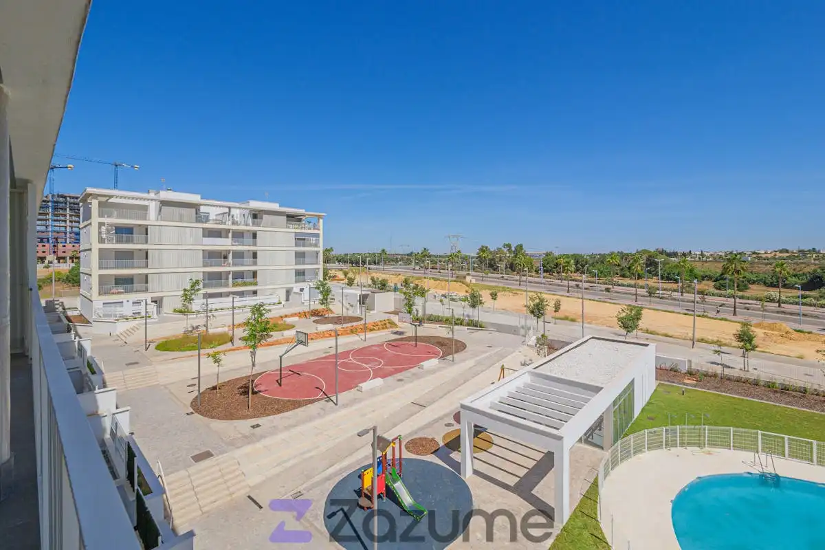 Terrasse von Wohnung zur Miete in Dos Hermanas mit Klimaanlage, Heizung und Privatgarten