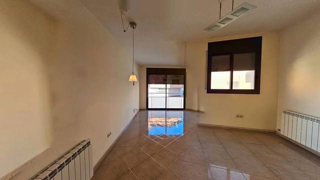 Piso en Venta en Carrer de Frederic Mistral en Sant Pere Nord