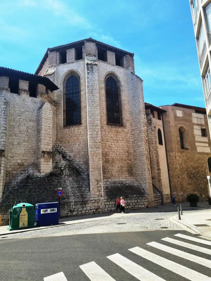 Gewerbefläche zur Miete in San Pablo - San Nicolás