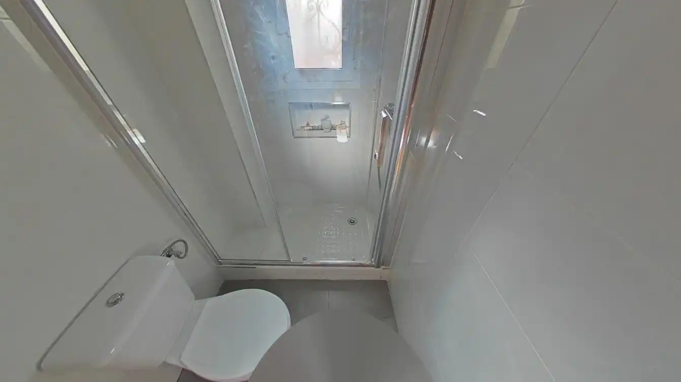 Bathroom of Flat for sale in Zaragoza  with Heating, Oven and Balcony