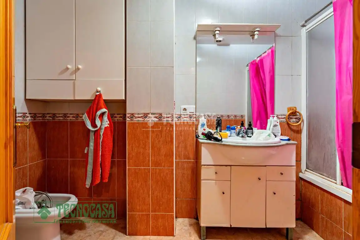 Baño de Piso en venta en El Ejido con Aire acondicionado y Amueblado