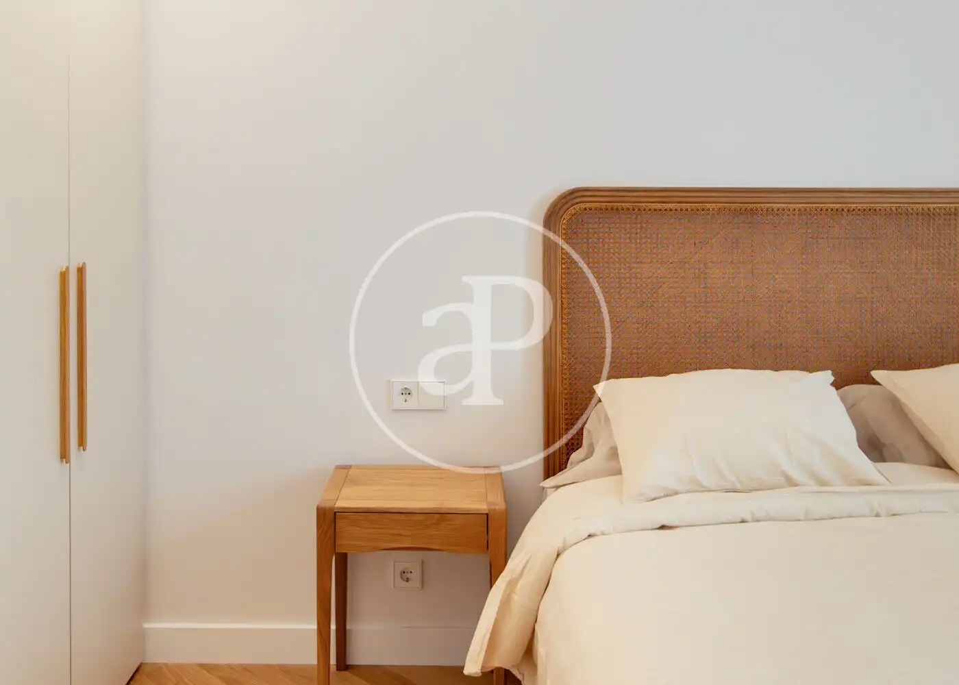 Bedroom of Flat for sale in Ciutat Vella