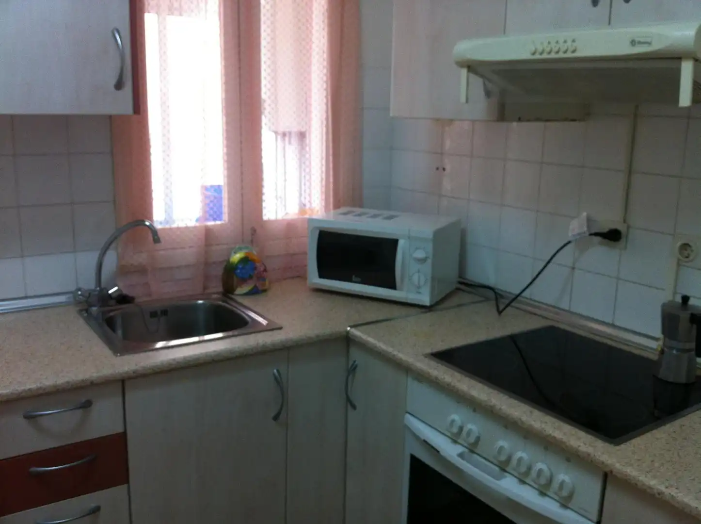 Küche von Wohnung zur untervermieten in Ferrol mit Heizung, Möbliert und Fernseher