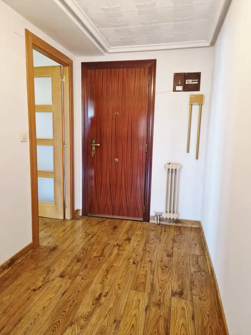 Piso en venta en Avilés con Calefacción