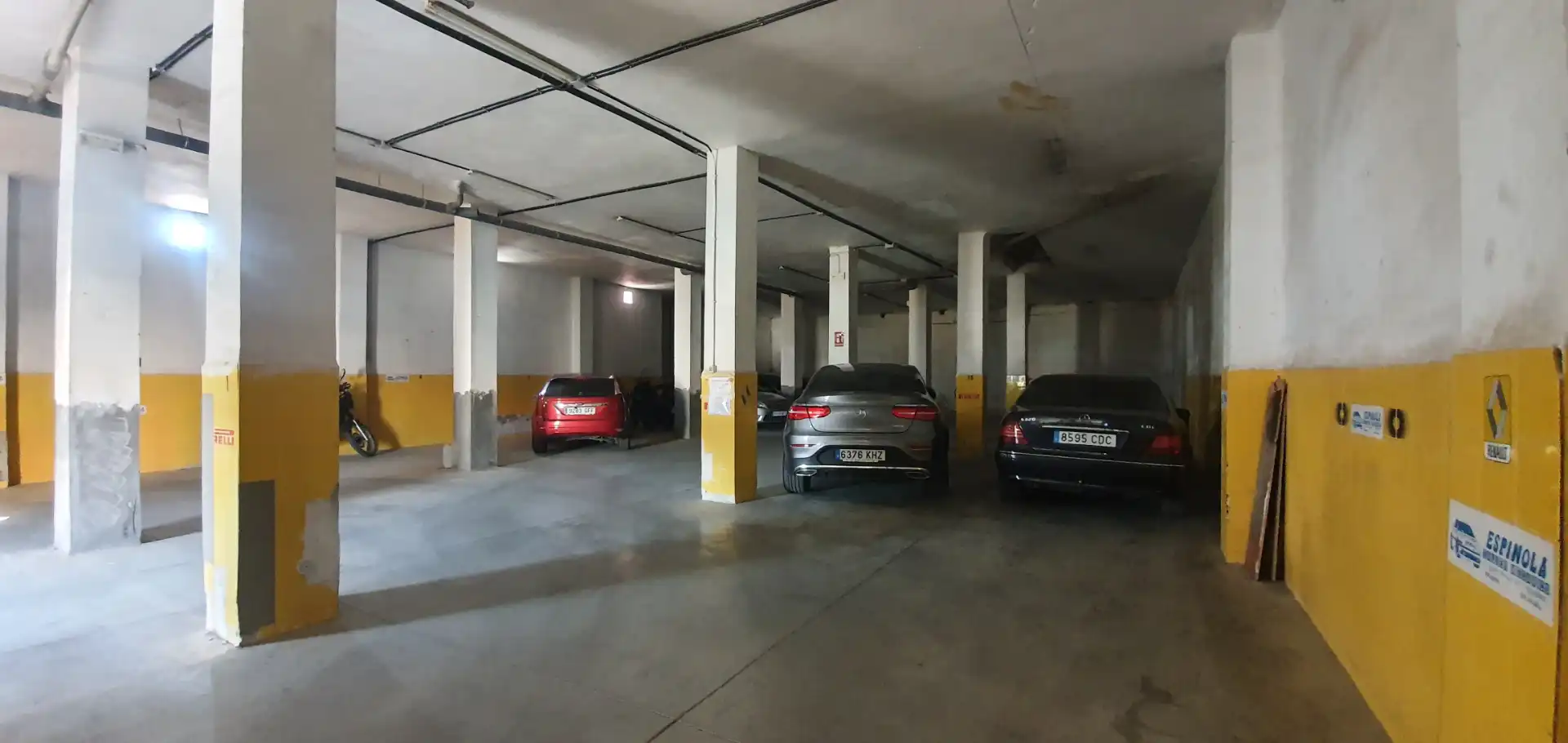 Local comercial en venta en Calle Federica Montseny 3