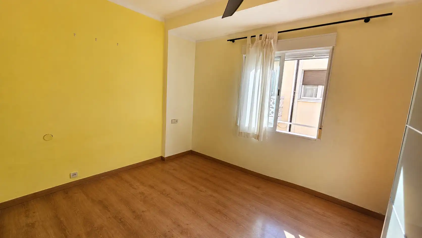 Habitación de Piso en venta en Tarragona con Parquet y Horno