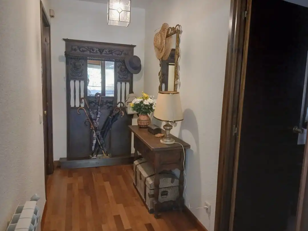 Wohnung zum Verkauf in Ezcaray mit Heizung, Privatgarten und Terrasse
