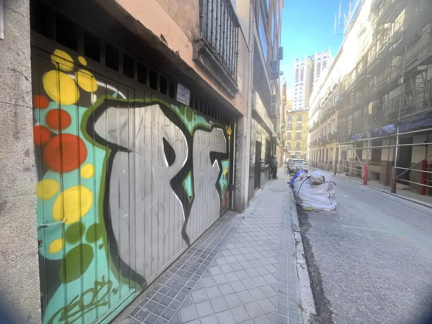 Vista exterior de Garatge en venda en Madrid