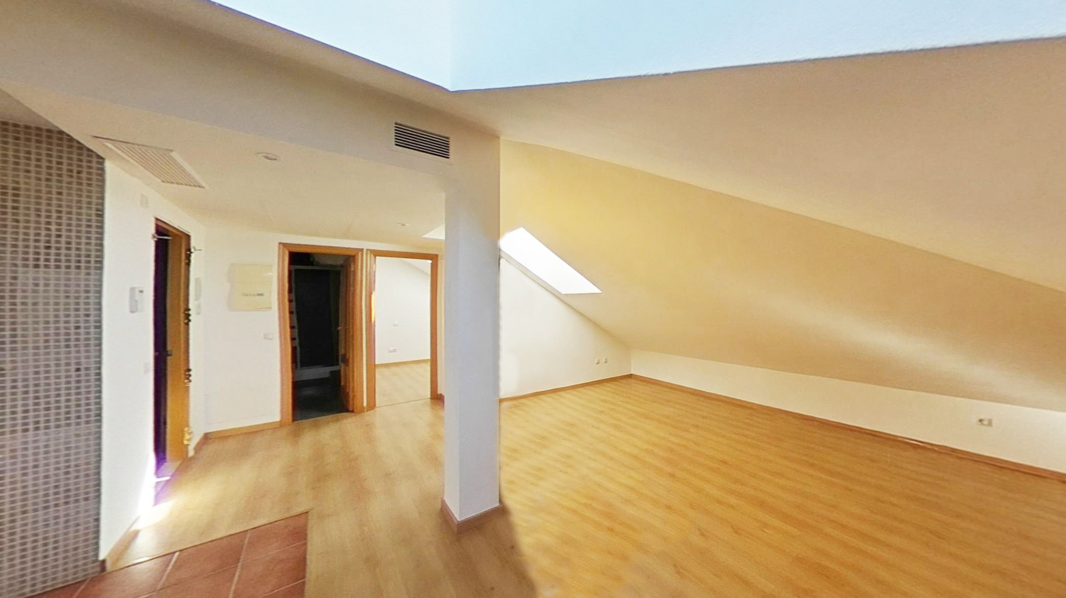 Flat for sale in Aranjuez  with Parquet flooring