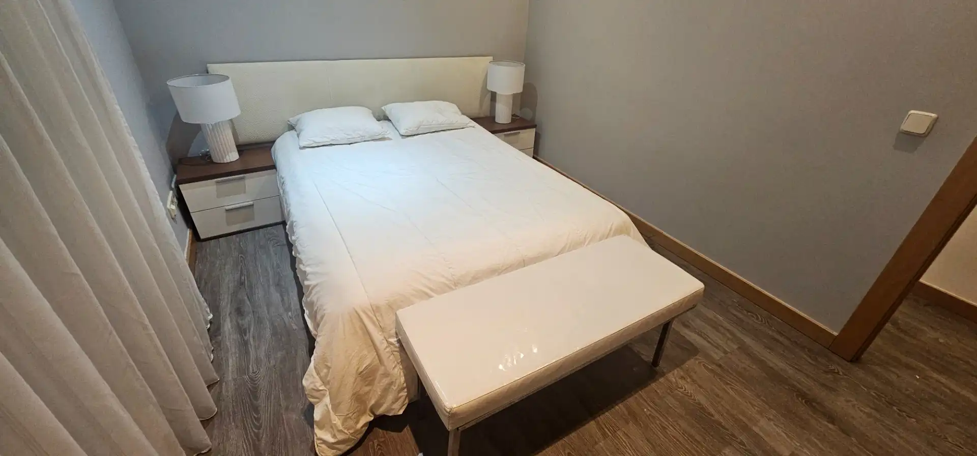 Bedroom of Flat for rent in Madrid  with Air Conditioner, Heating and Furnished