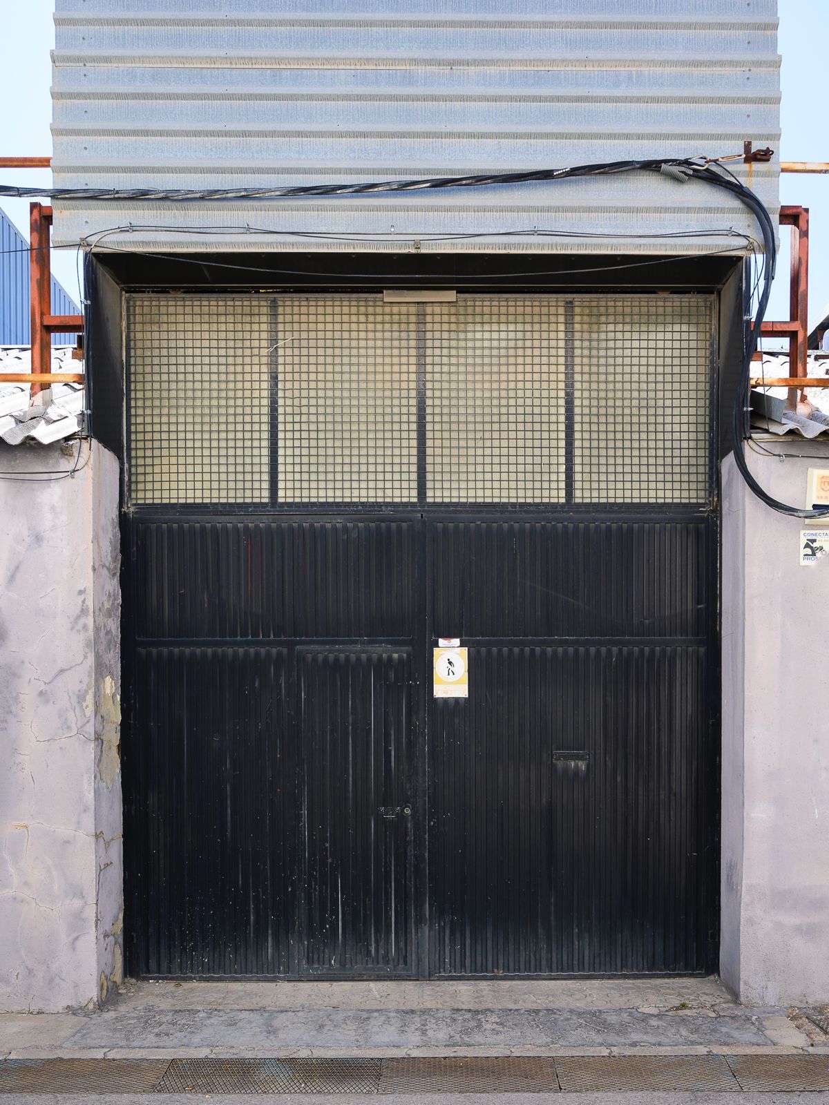 Exterior view of Industrial buildings for sale in Manises