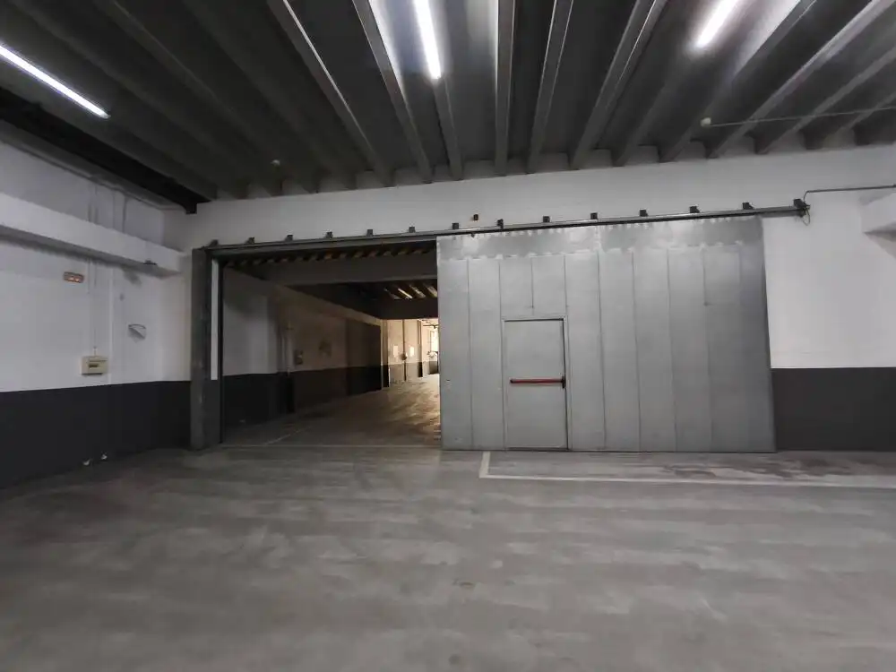 Industrial building to rent in Almeda - El Corte Inglés, imagen 10