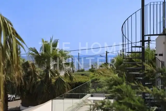 Vista exterior de Casa o xalet en venda en Llucmajor amb Aire condicionat, Calefacció i Jardí privat