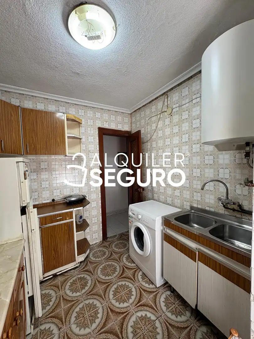 Kitchen of Flat for rent in Madrid  with Furnished