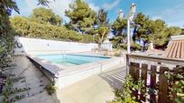 Piscina de Casa o xalet en venda en La Bisbal del Penedès amb Terrassa i Piscina