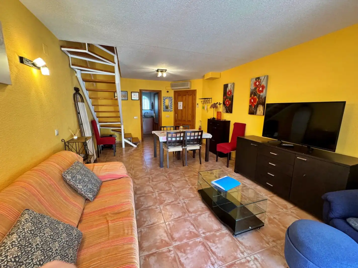 Sala de estar de Apartamento de alquiler en Benitachell / El Poble Nou de Benitatxell con Aire acondicionado, Calefacción y Terraza