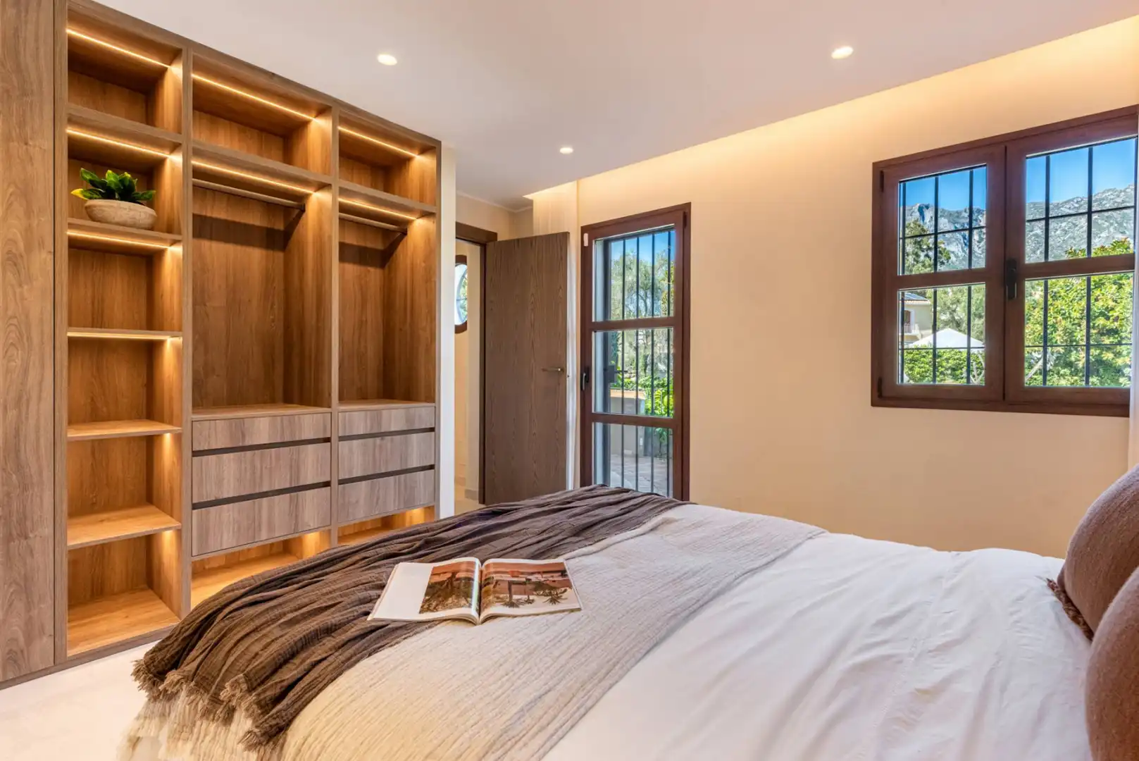 Habitación de Casa adosada en venta en Marbella con Aire acondicionado, Jardín privado y Terraza