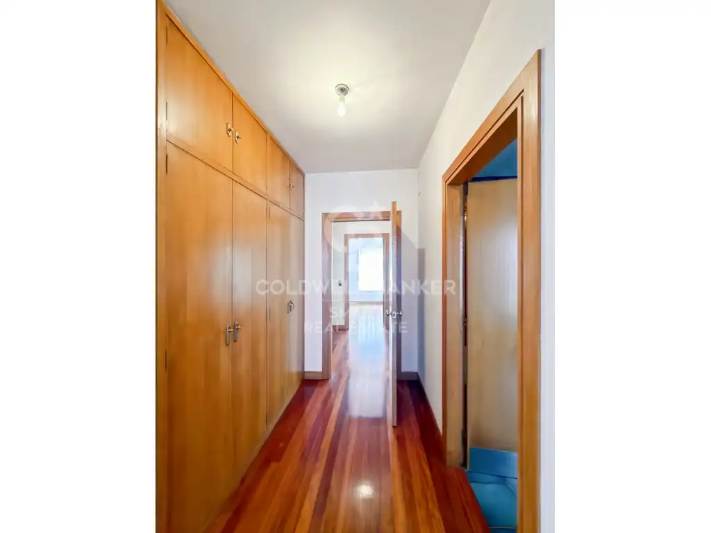 Casa o xalet en venda en Oleiros
