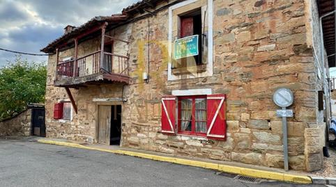 Photo 2 of Houses for sale in Val de San Lorenzo, León