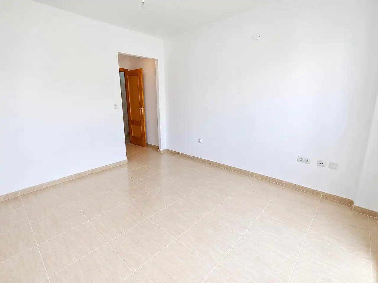 Piso con ascensor en venta en Calle Clara Campoamor, imagen 13